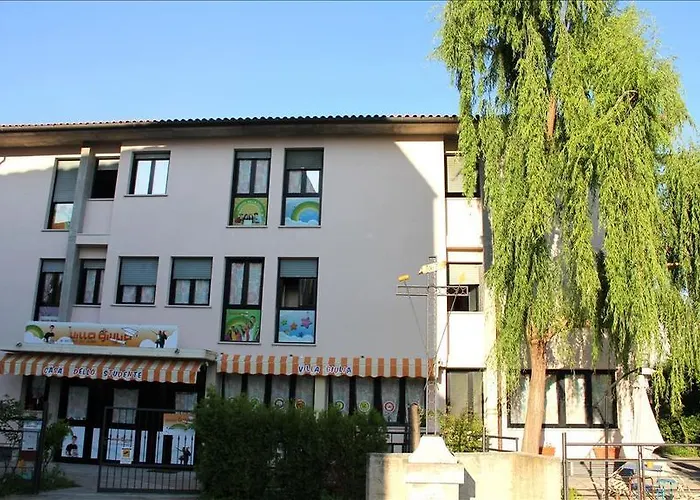 Hostel Pisa Villa Giulia